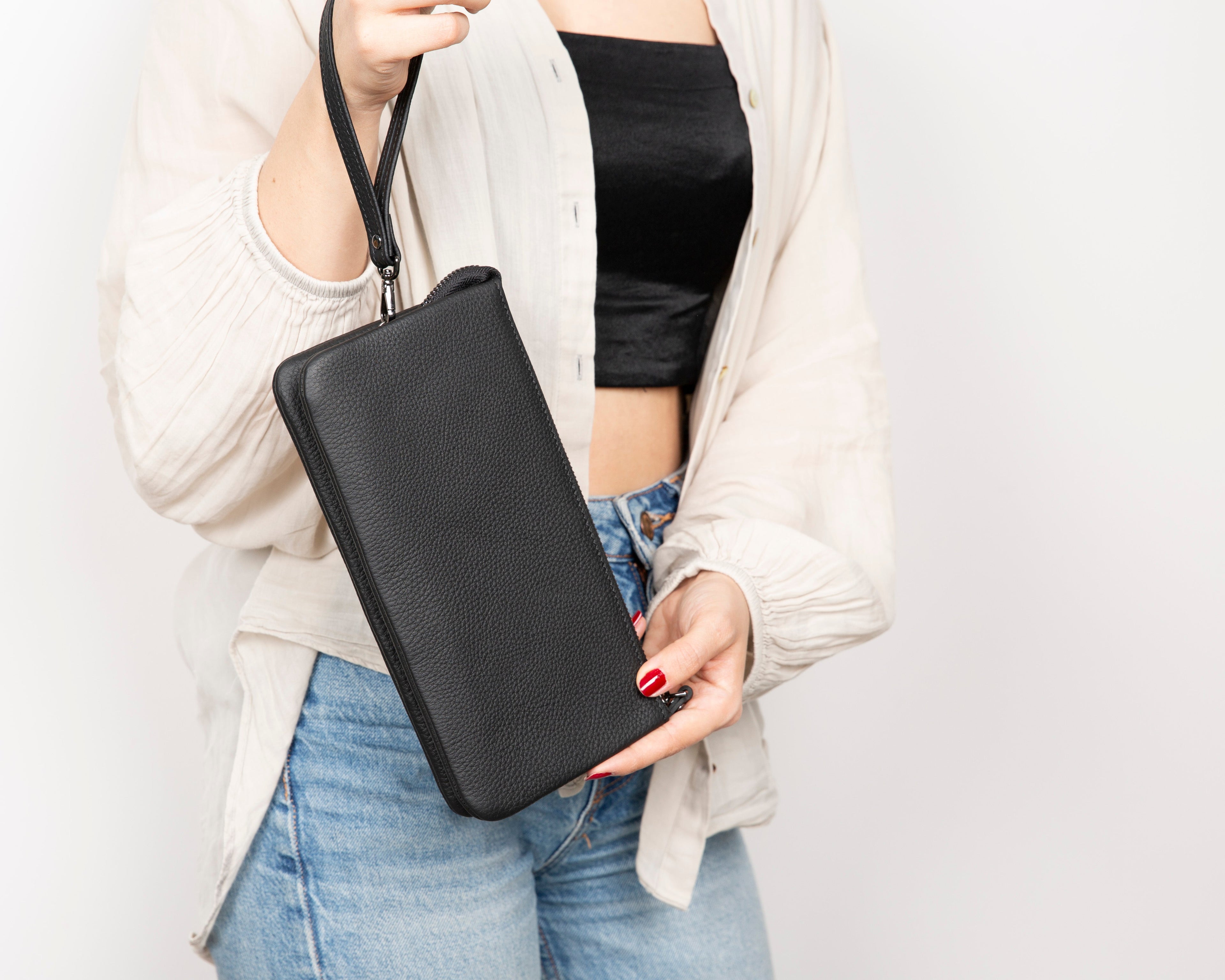 Majeste Leather Clutch Bag