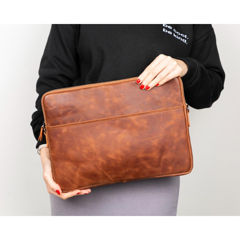 Leeds Slim Leather Laptop / Tablet Sleeve