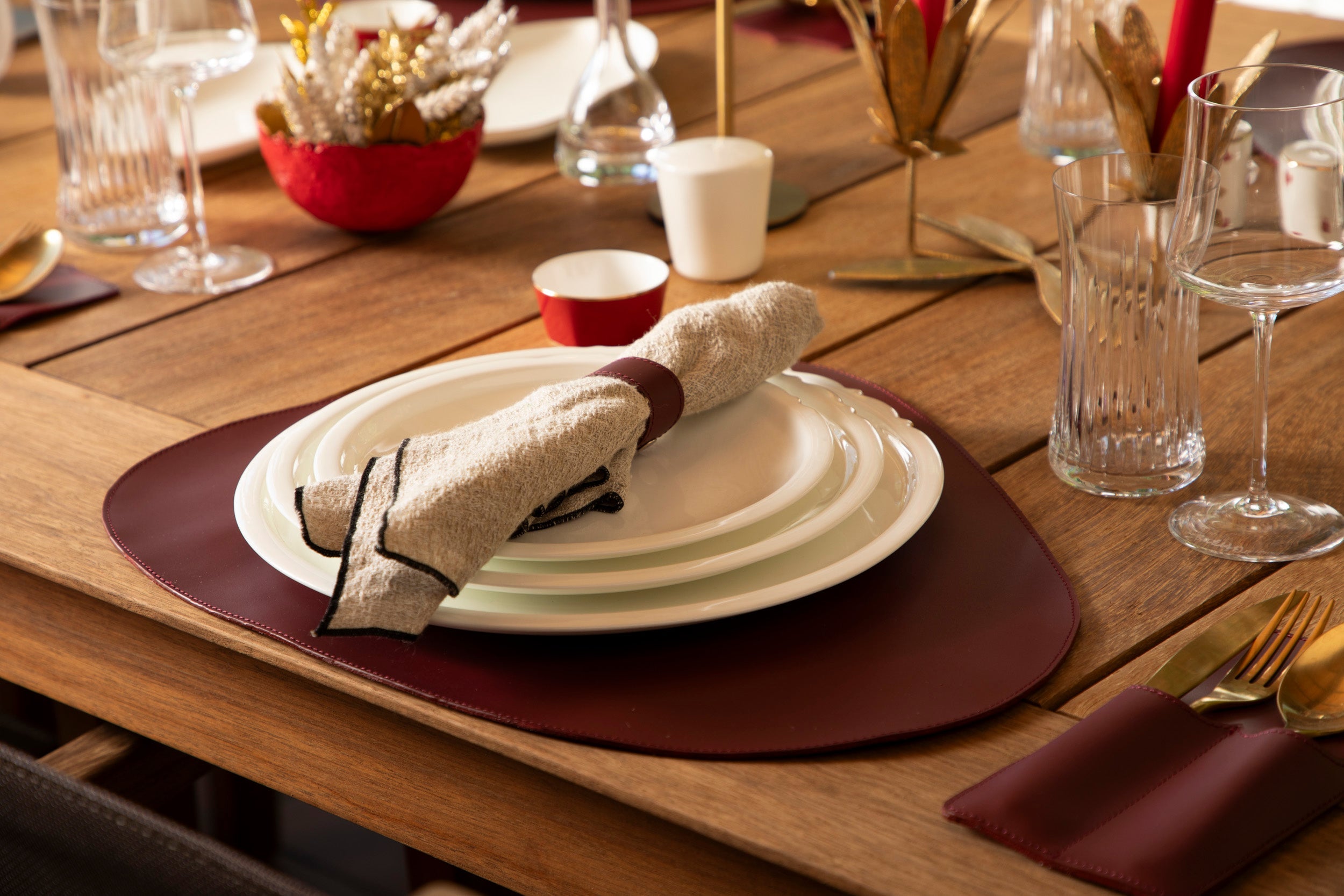 Velato Leather Place Mat Set