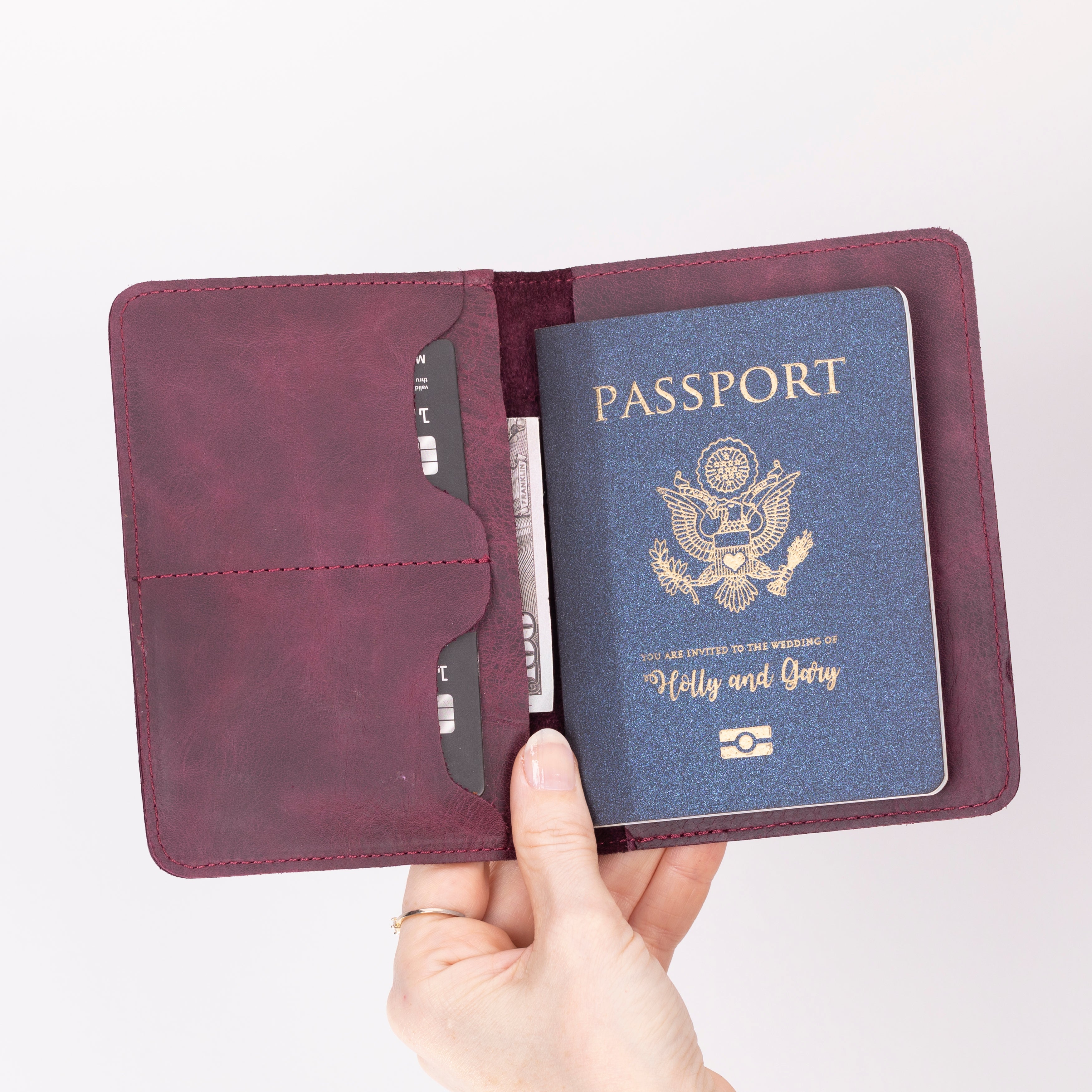 Viaggio Leather Passport Wallet