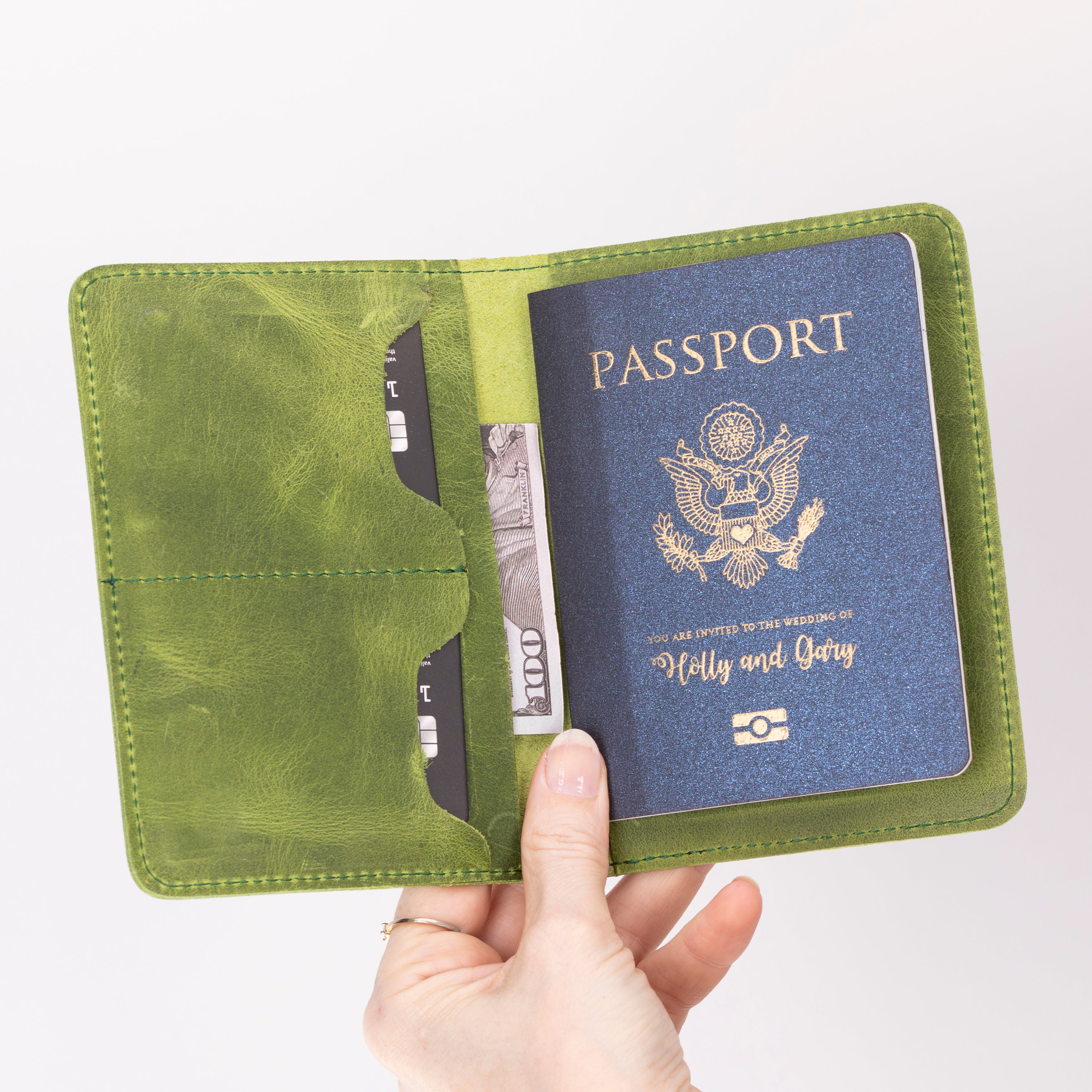 Viaggio Leather Passport Wallet