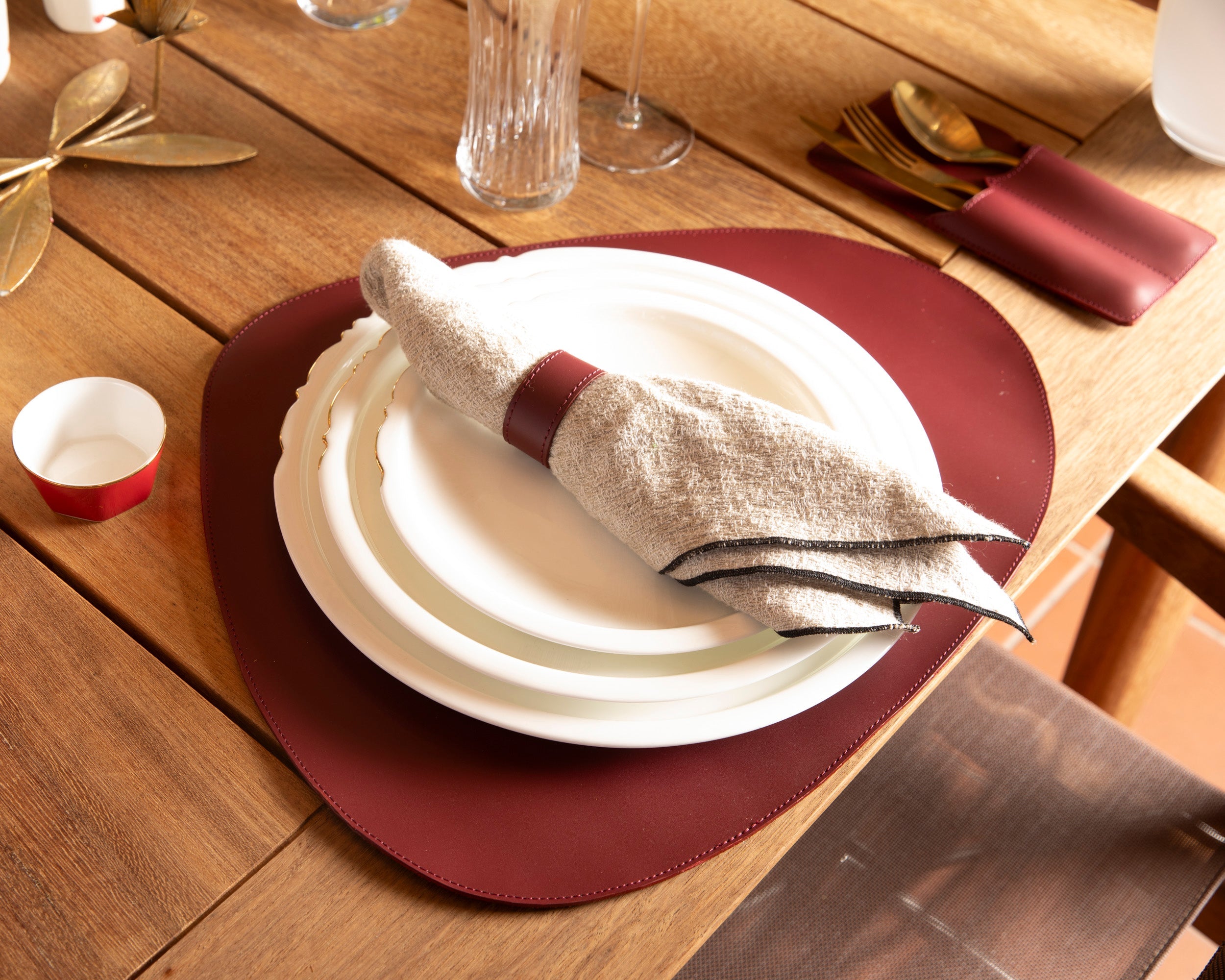 Velato Leather Place Mat Set