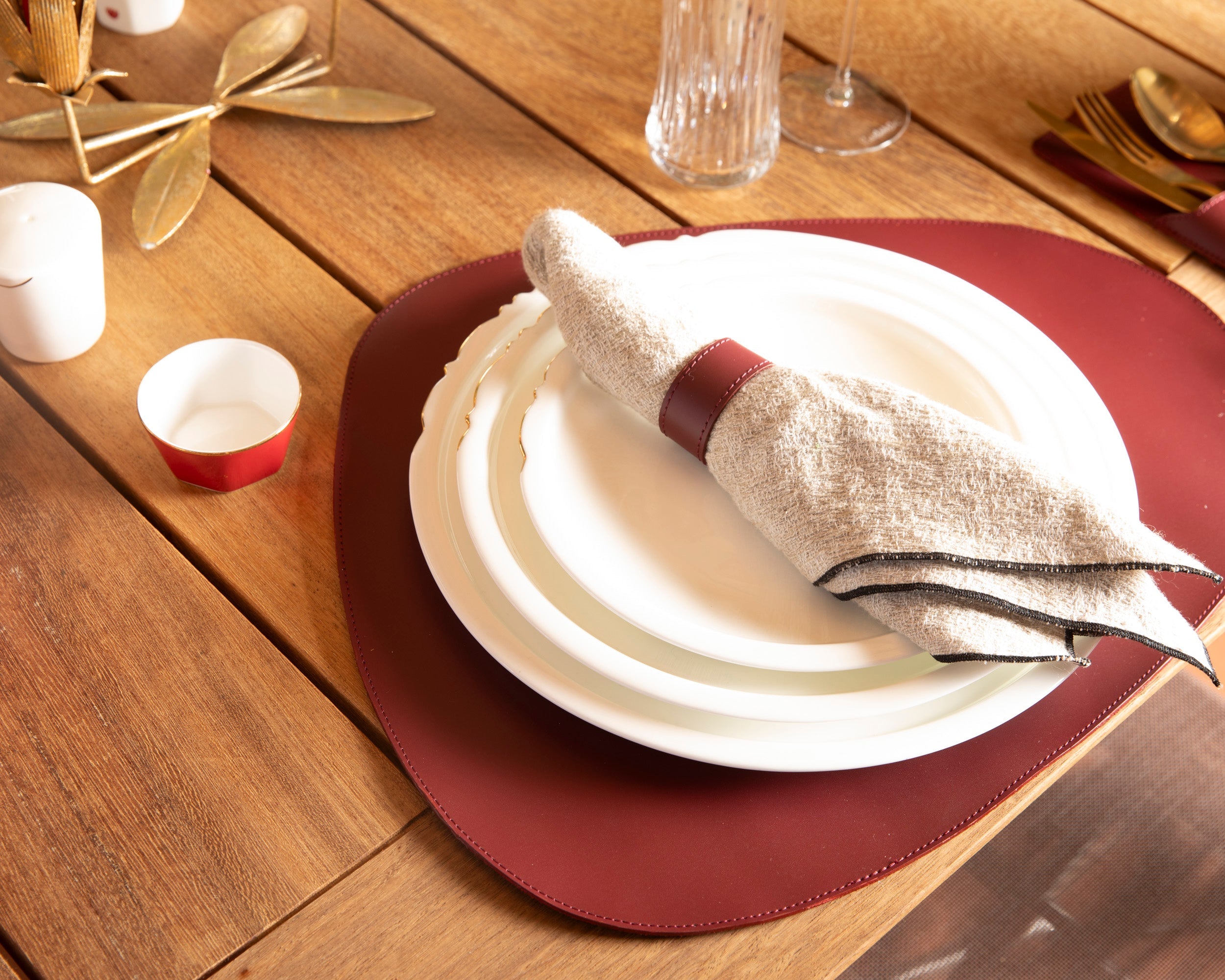 Velato Leather Place Mat Set
